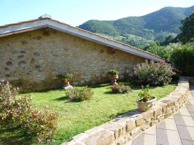 Agriturismo Casa Belvedere Bacchereto Экстерьер фото
